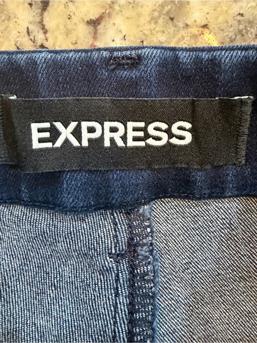 Express ‘Barely Boot’ Navy Blue Jeans - Picture 3 of 7
